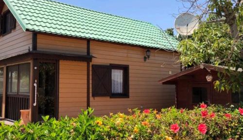 Two-Bedroom House with Shared Pool