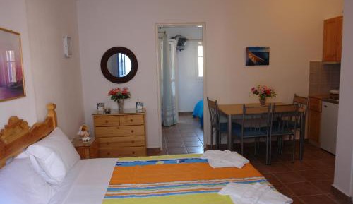 Family Apartment (4 Adults)