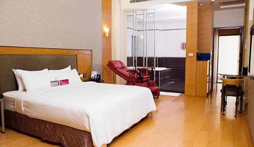 Superior Suite