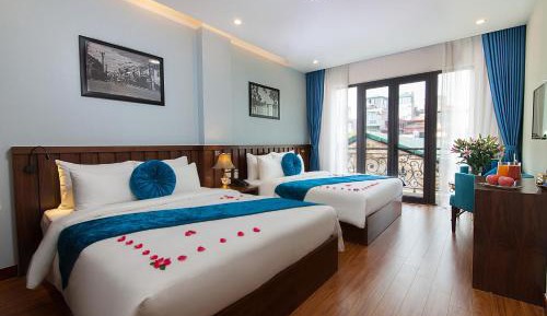 Family Suite with Balcony