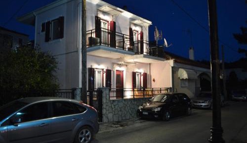 Three-Bedroom Townhouse