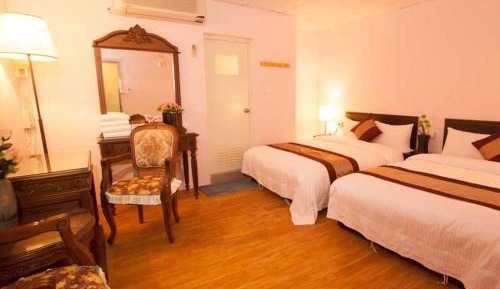 Triple Room