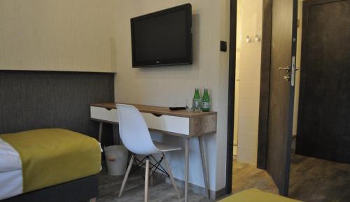 Deluxe Double Room with Shower