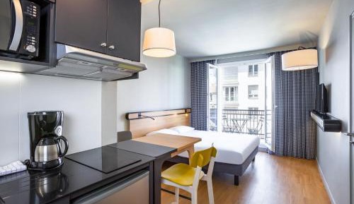 Studio with Balcony