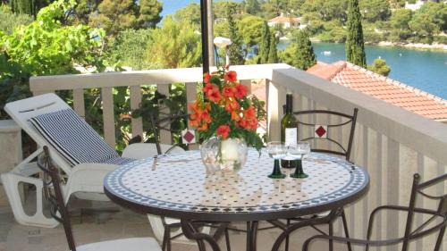 Two-Bedroom Apartment with Terrace and Sea View