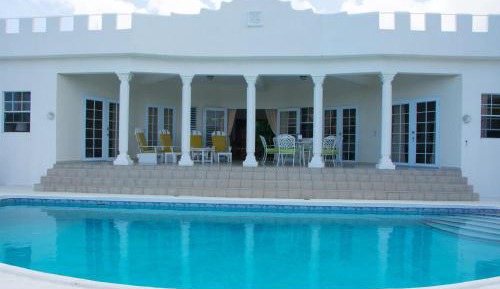 Villa 7 (Three-Bedroom Villa)