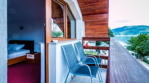 Double Room with Lake View