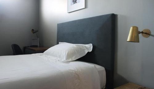  Single Room without Window