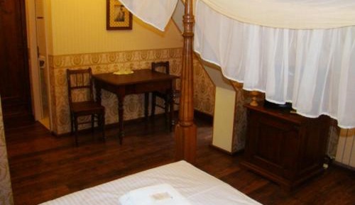 Deluxe Double Room with Bath