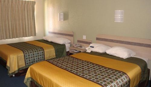 Queen Room with Two Queen Beds - Non-Smoking
