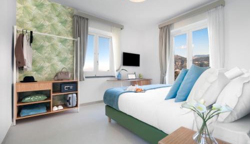 Deluxe Double Room with Sea View
