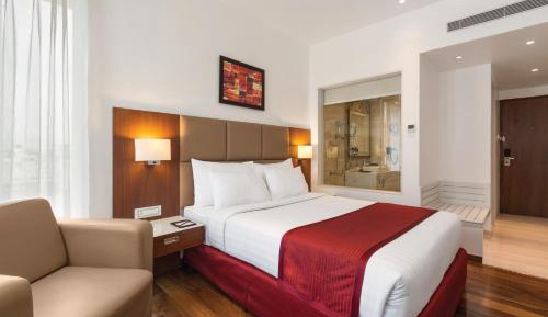 Deluxe Queen Room