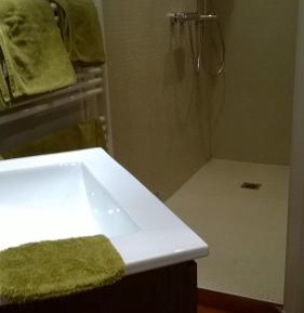 Deluxe Double Room with Shower