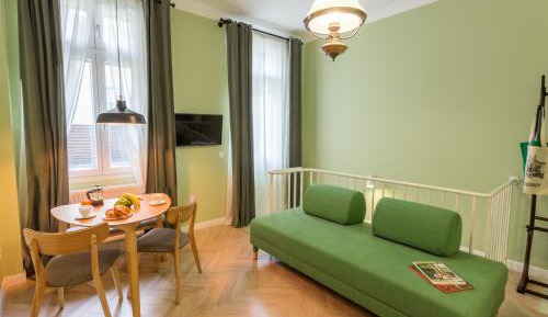 Apartment - Split Level