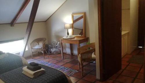 Triple Room with Shared Bathroom
