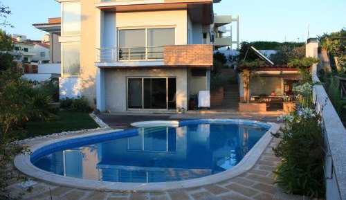Standard Double Room with Shared Bathroom