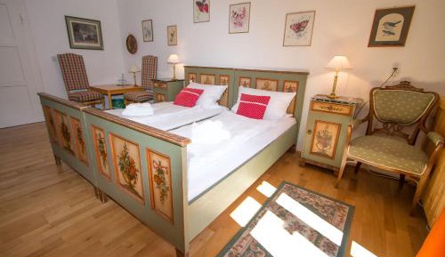 Standard Double Room with Private External Bathroom