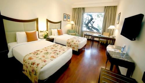 Superior Room - 1 Twin Bed