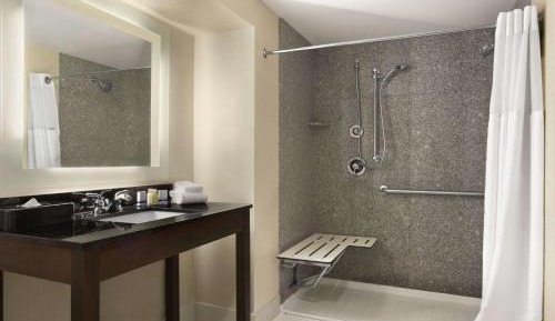 King Room - Disability Access/Non-Smoking