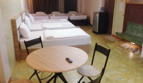 Studio with Sofa Bed