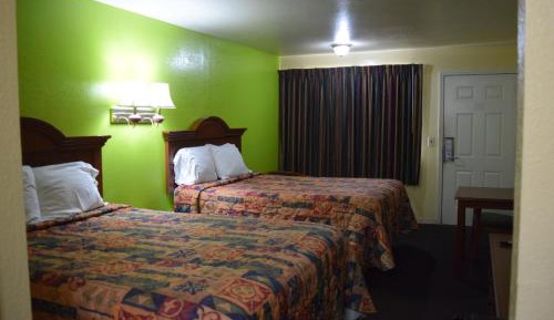 Double Room with Two Double Beds - Non-Smoking