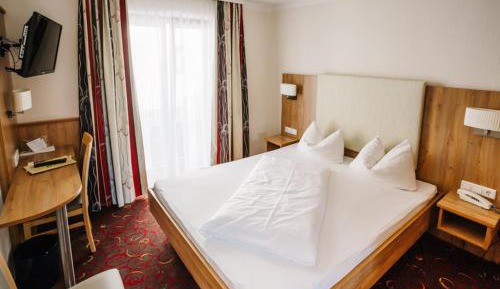 Economy Double Room