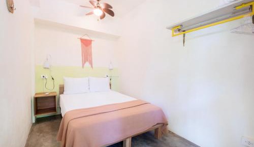 Small Room Shared Bathroom 