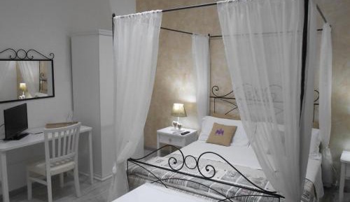 Basic Triple Room