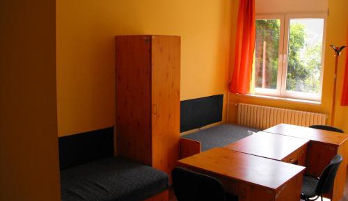Standard Twin Room with Shared Bathroom