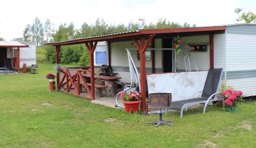 Chalet (8 Adults)
