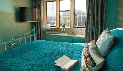 Art Deco room