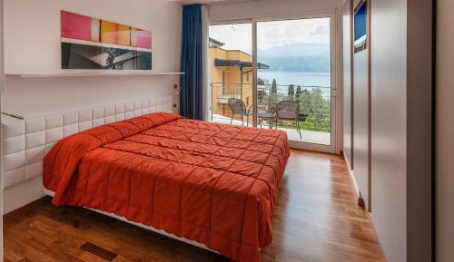 Double Room with Lake View
