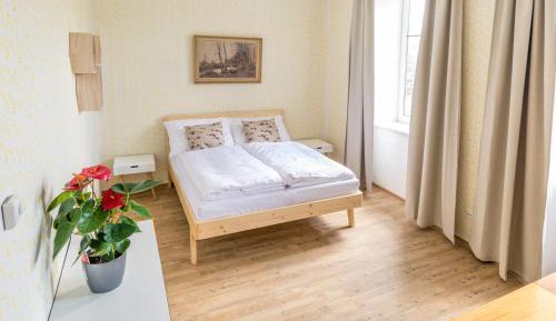 Deluxe Double Room with Extra Bed