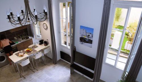 Apartment - Split Level
