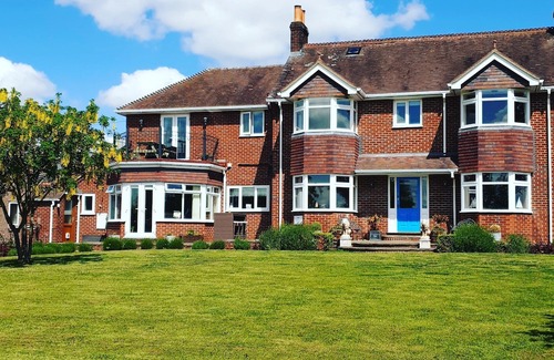 Loppington Hotel | The Moorhead Bed & Breakfast