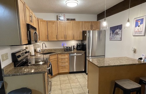 Killington Ski Chalet | Killington Chalet - Ideal Location, Hot Tub, Commercial Boot/Glove Dryer