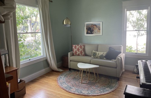 Mapleton Hill House | Remodeled Home In Historic Boulder. Live on Mapleton Hill - Stroll to Pearl St!