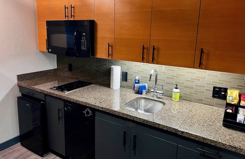 Mammoth Lakes Condo | Beautiful Top Floor Remodeled Monache Studio. Dogs Considered.