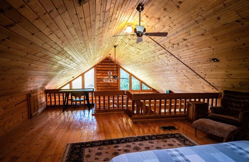 Ferryville Cabin | The Rustic Lodge, Romantic, Secluded on Stream in the Driftless- Hot Tub