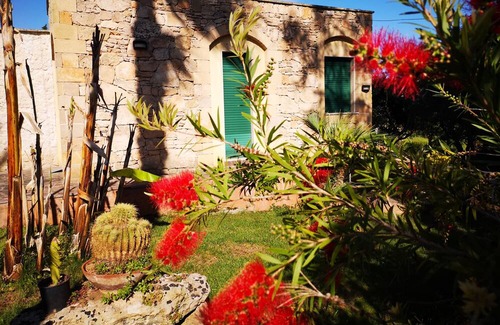 Il Monte Villa | Typical Salento villas surrounded by greenery very close to the beaches