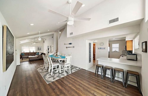 Galveston House | Seas the Day by BeachBox! Waterfront! Boat Slip!