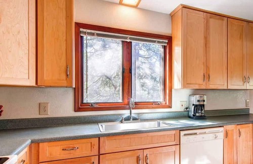 Yosemite West House | Paradise in Yosemite. NEW LISTING inside Yosemite PARK!!