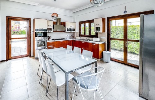 Kyrenia District Villa | Villa with Pool and Backyard in 5 min to Beach
