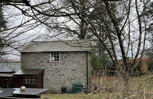 Clearbrook Cottage | Cosy cottage with direct access to Dartmoor - pet friendly