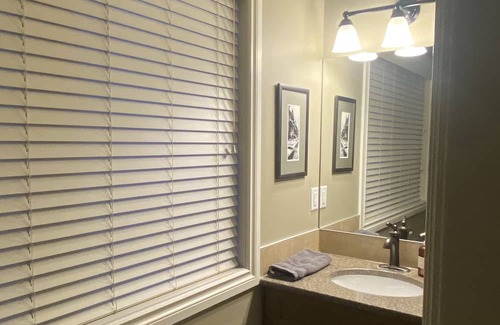 Capitol Hill House | 5 mins to the park. 10 mins to downtown. Great Location!