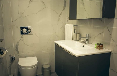 Trikomo Apartment | Studio Flat w Pool, Balcony Near Beach in Iskele
