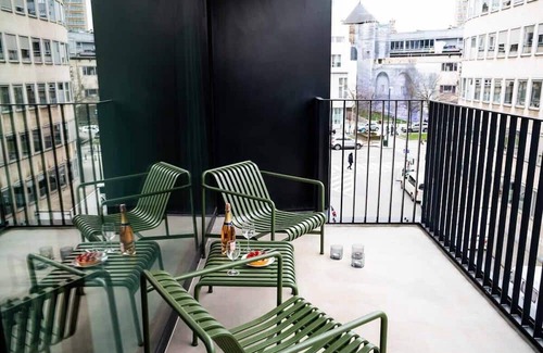 Stalingrad Apartment | Stunning 2BR designed app centre of Brussels