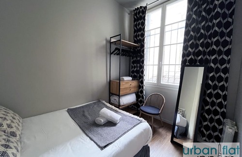 Strasbourg -Saint-Denis Apartment | Urban Flat 94 - Sublime 4BDR Flat Coco Chanel