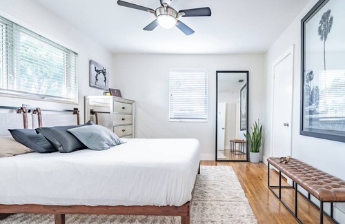 El Portal House | Escape to Paradise: VRBO Oasis in North Miami! ~ Pet Friendly