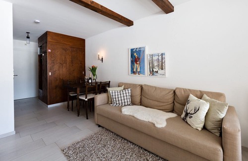 Champfer Apartment | Cozy studio in Champfèr / St.Moritz (B4)